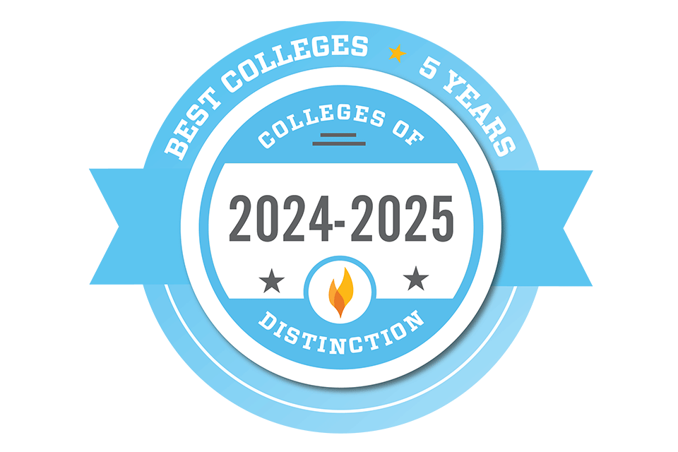 Seal: 2024-2024 Colleges of Distinction - Best Colleges 5 Years